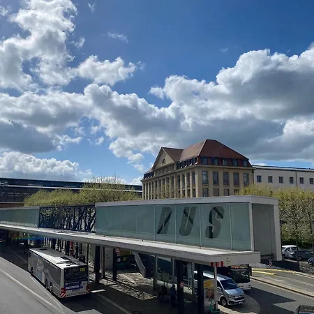 Apartment Eiwelhome - Stilvoll, Urban-ruhig Schlafen, Bahnhofsnah, Balkon *