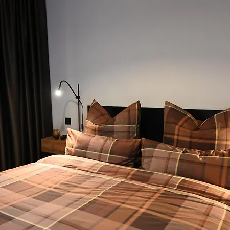 Eiwelhome - Stilvoll, Urban-ruhig Schlafen, Bahnhofsnah, Balkon Apartment Erfurt