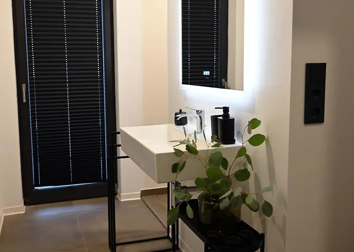 Eiwelhome - Stilvoll, Urban-ruhig Schlafen, Bahnhofsnah, Balkon * Erfurt