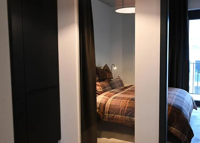 Eiwelhome - Stilvoll, Urban-ruhig Schlafen, Bahnhofsnah, Balkon Erfurt