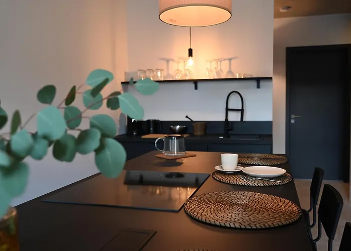 Eiwelhome - Stilvoll, Urban-ruhig Schlafen, Bahnhofsnah, Balkon Daire Erfurt